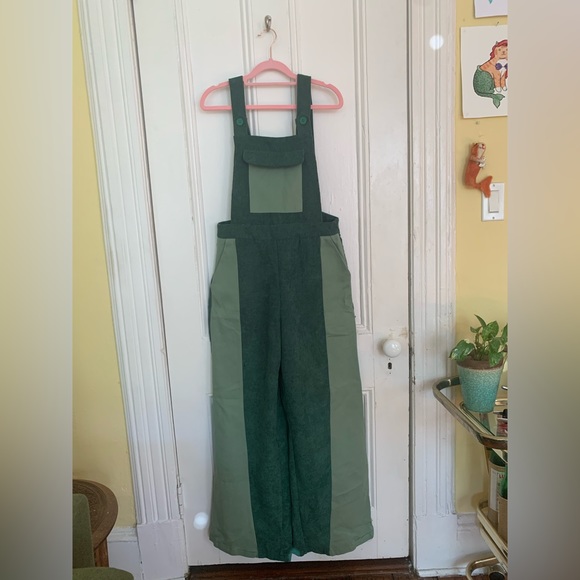 cider overalls, green, size M NWT - Picture 2 of 7